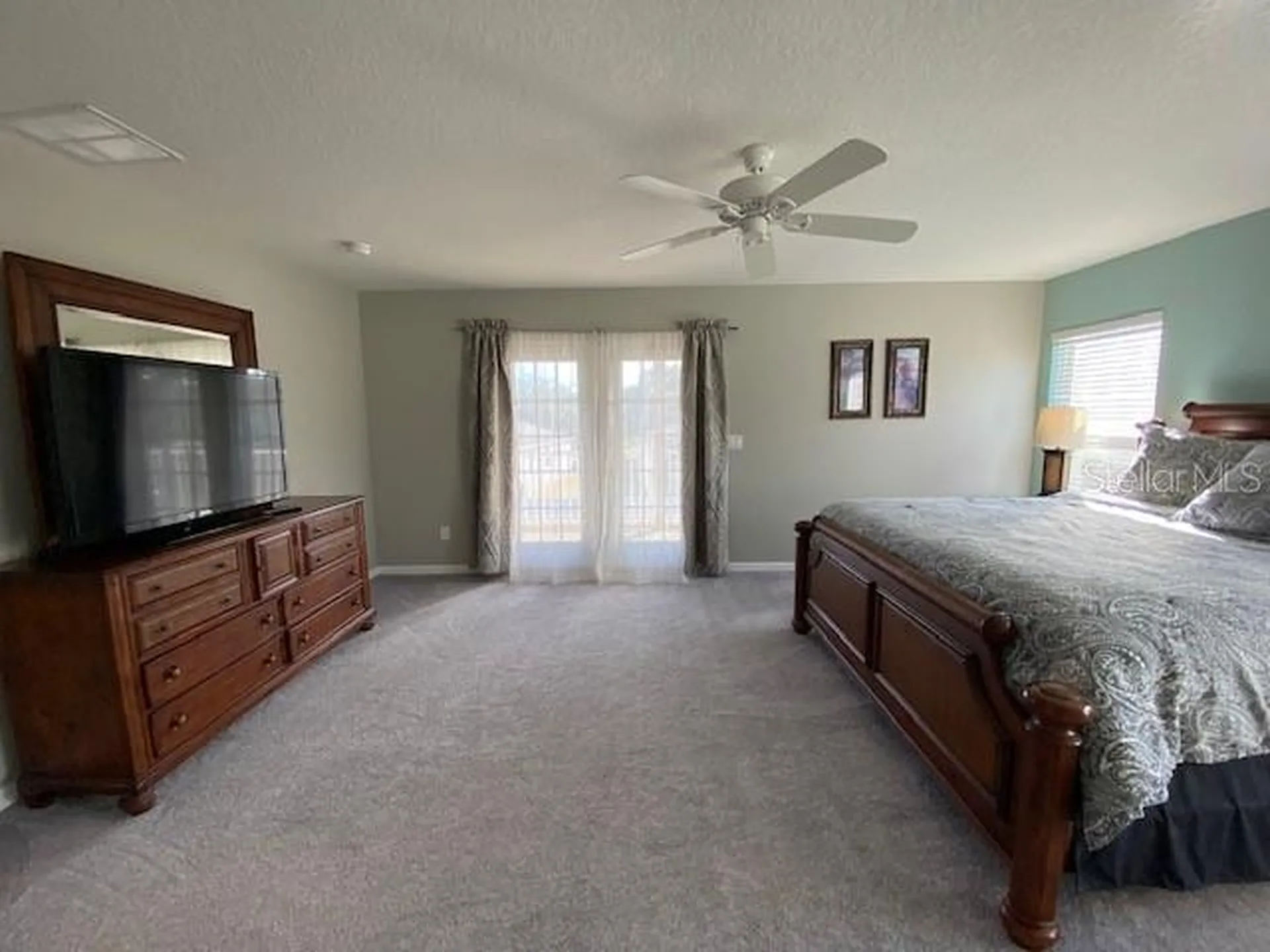 842 Sussex Drive Davenport FL 33896