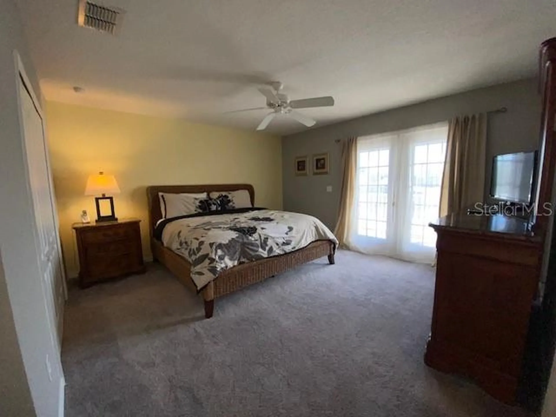 842 Sussex Drive Davenport FL 33896