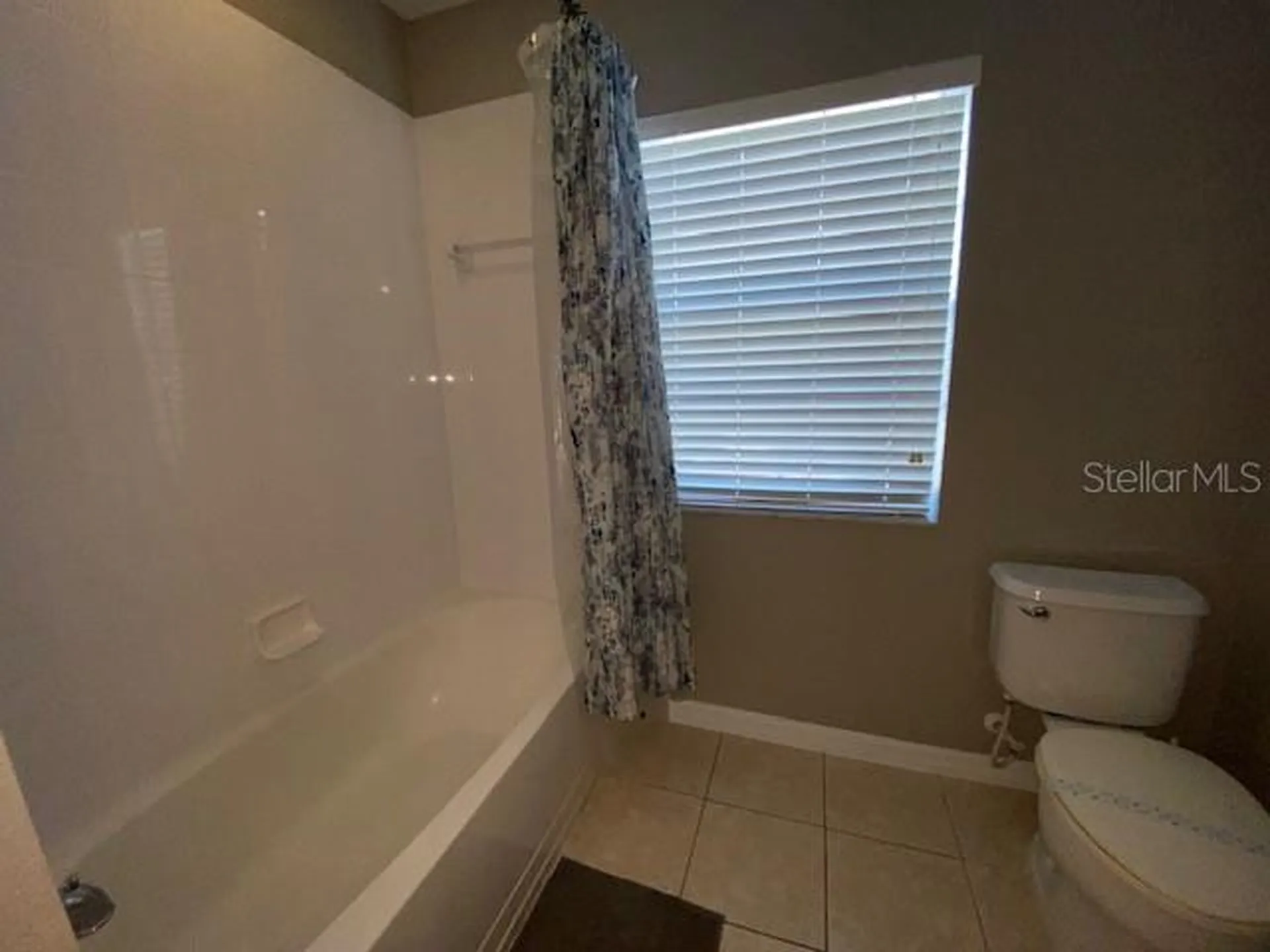 842 Sussex Drive Davenport FL 33896