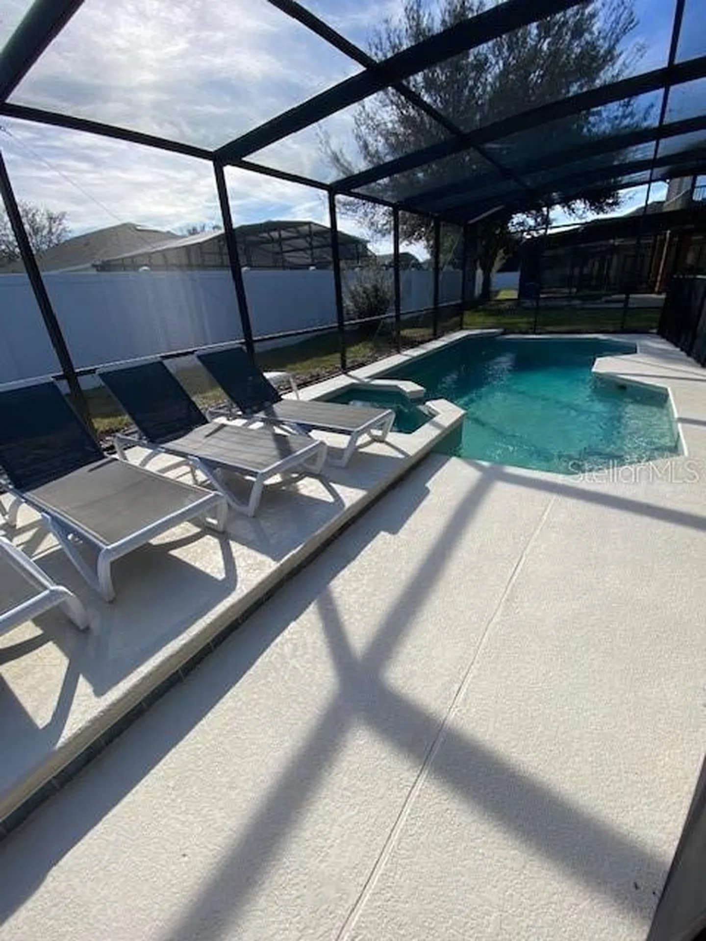 842 Sussex Drive Davenport FL 33896