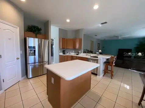 842 Sussex Drive Davenport FL 33896