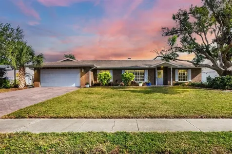 2215 39th Street W Bradenton FL 34205