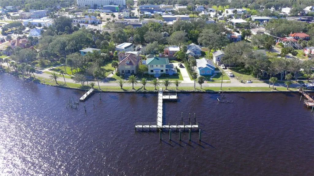 546 Rio Vista Avenue Daytona Beach FL 32114