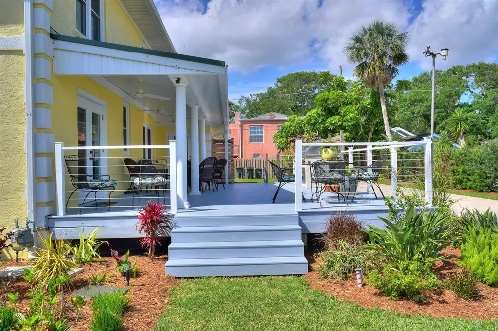 546 Rio Vista Avenue Daytona Beach FL 32114