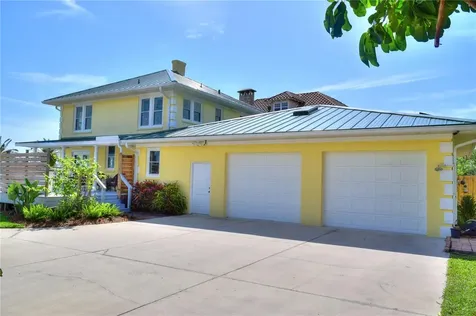 546 Rio Vista Avenue Daytona Beach FL 32114