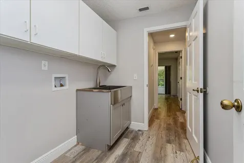 3749 Fox Hollow Drive Orlando FL 32829