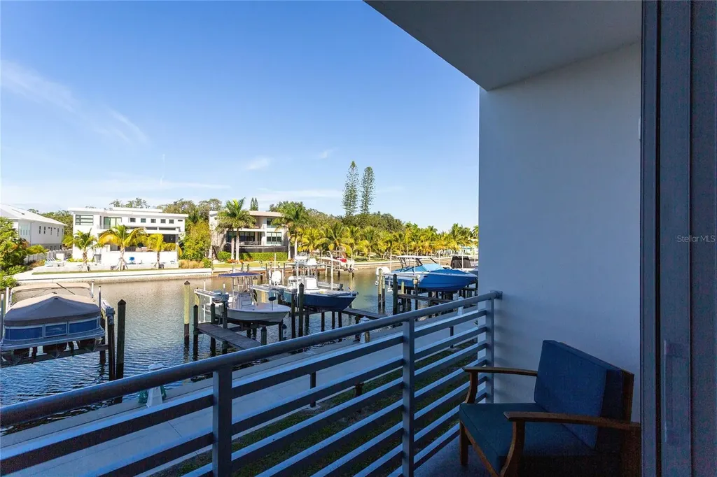 1709 N Tamiami Trail Sarasota FL 34234