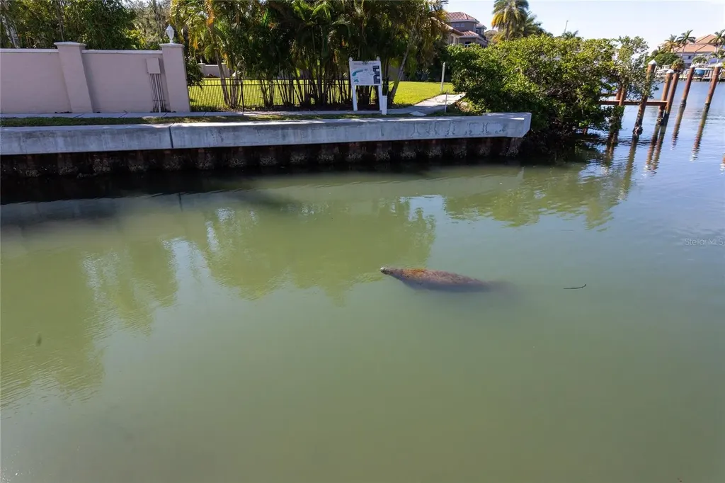 1709 N Tamiami Trail Sarasota FL 34234