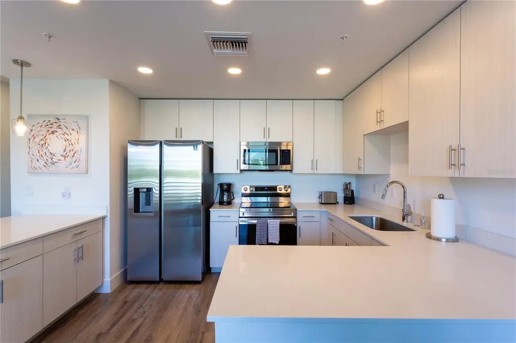 1709 N Tamiami Trail Sarasota FL 34234