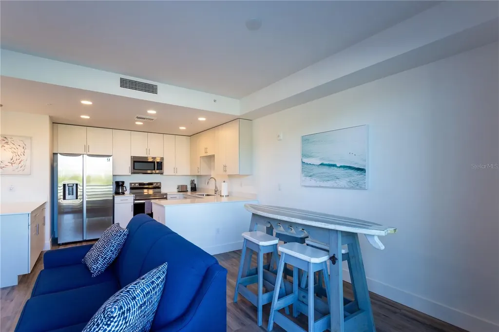 1709 N Tamiami Trail Sarasota FL 34234