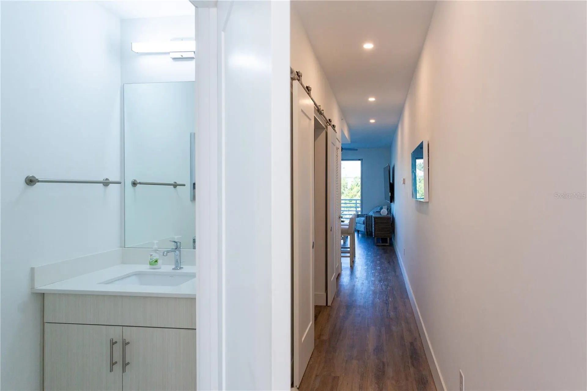 1709 N Tamiami Trail Sarasota FL 34234