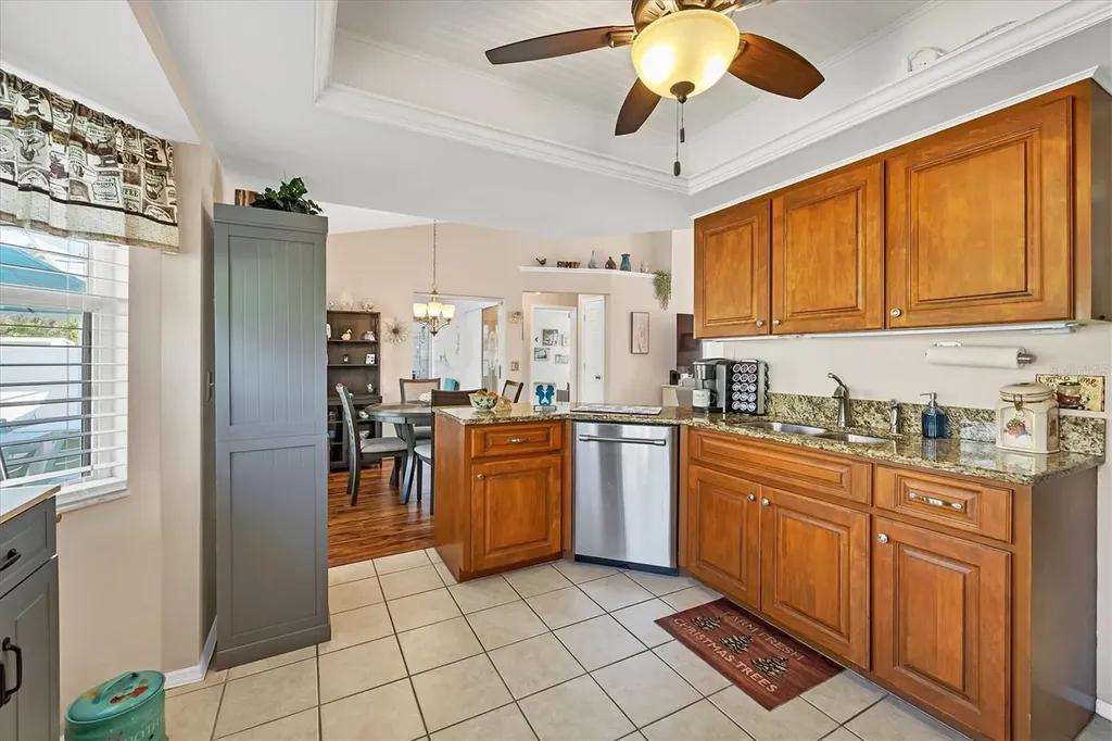 9266 Carnation Avenue Englewood FL 34224