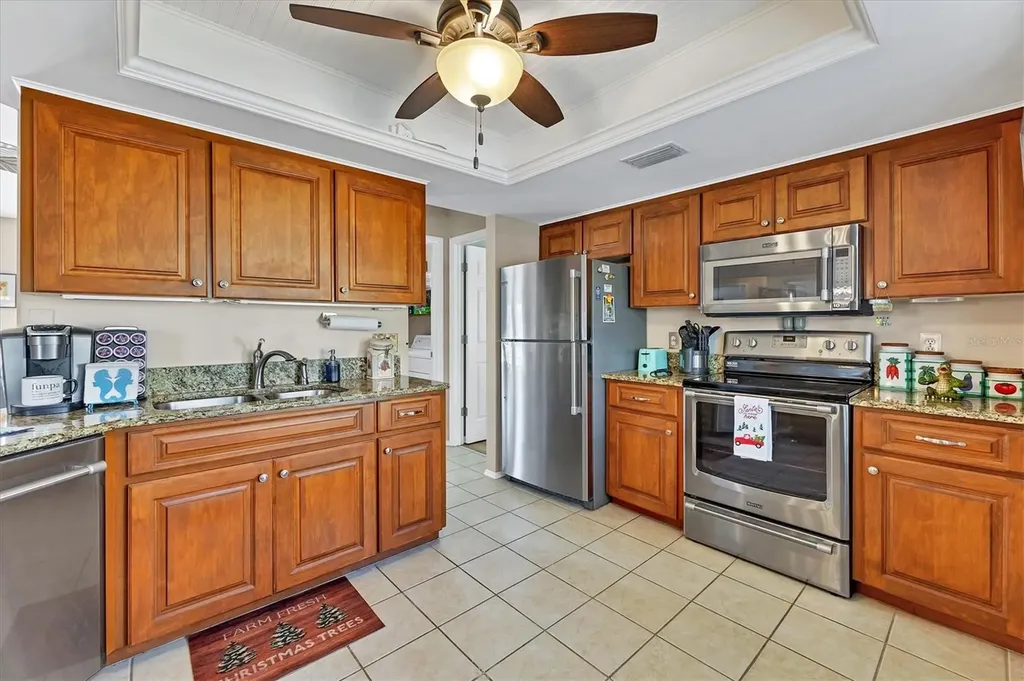 9266 Carnation Avenue Englewood FL 34224