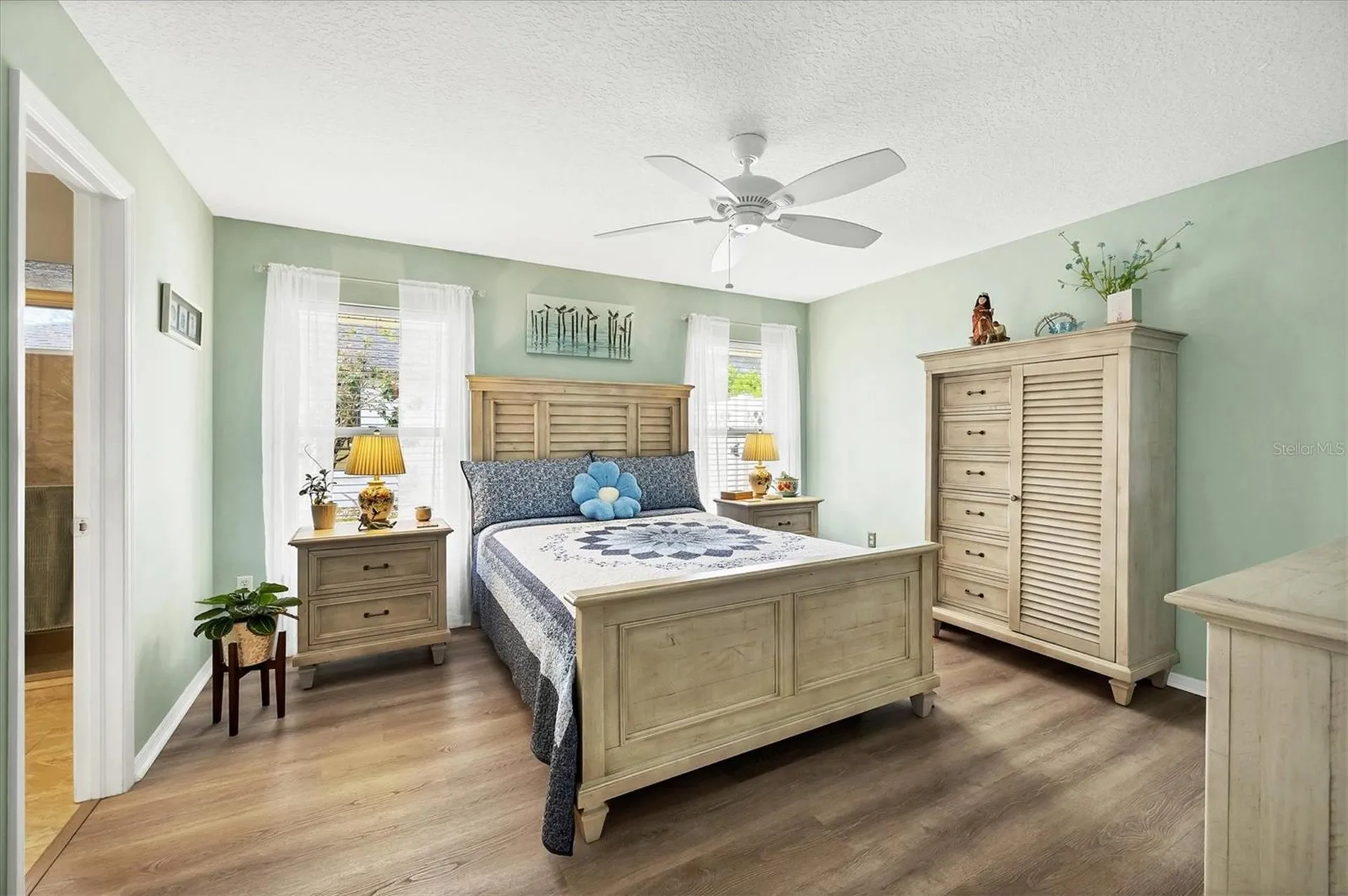 9266 Carnation Avenue Englewood FL 34224