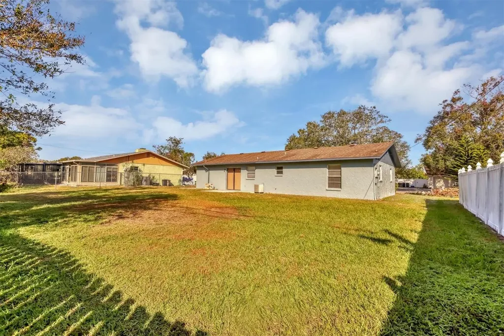 4064 Velarde Lane Sarasota FL 34235