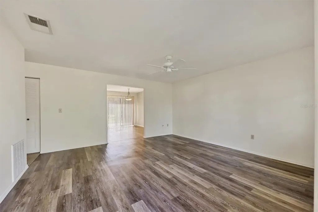 4064 Velarde Lane Sarasota FL 34235