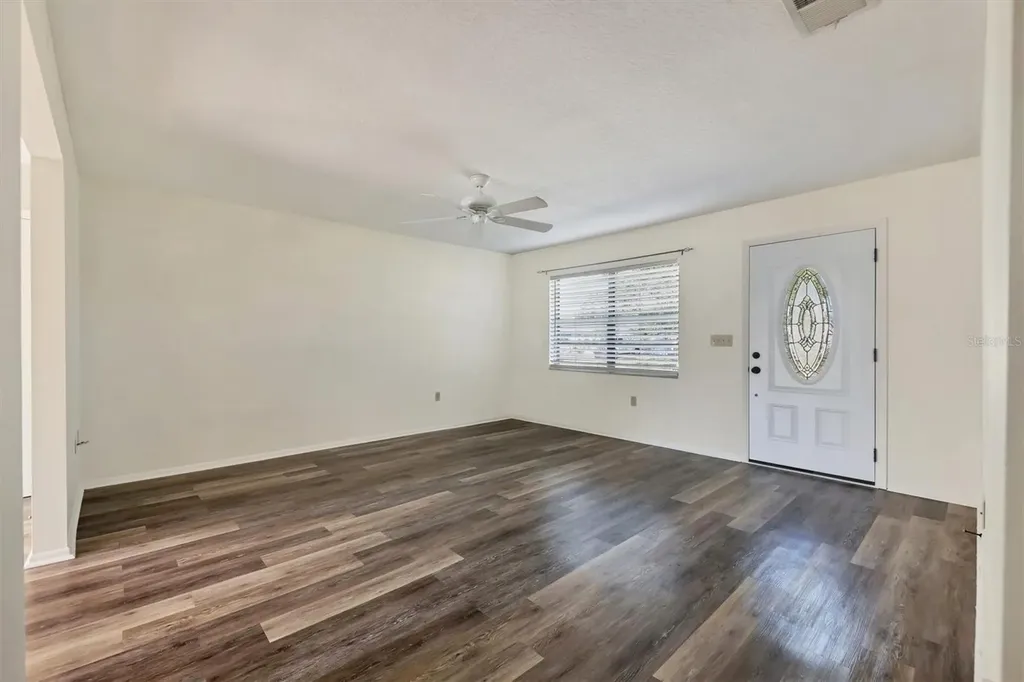 4064 Velarde Lane Sarasota FL 34235