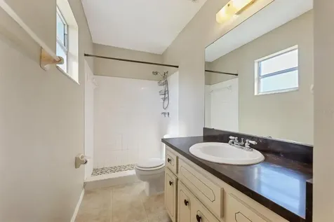 4064 Velarde Lane Sarasota FL 34235