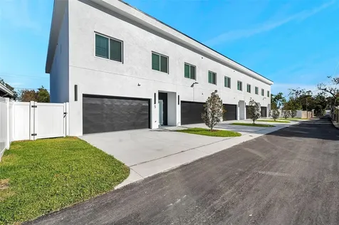 2608 W Columbus Drive Tampa FL 33607