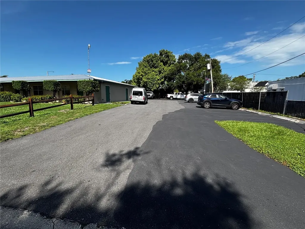 5250 15th Street N St Petersburg FL 33703