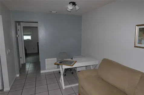 5250 15th Street N St Petersburg FL 33703