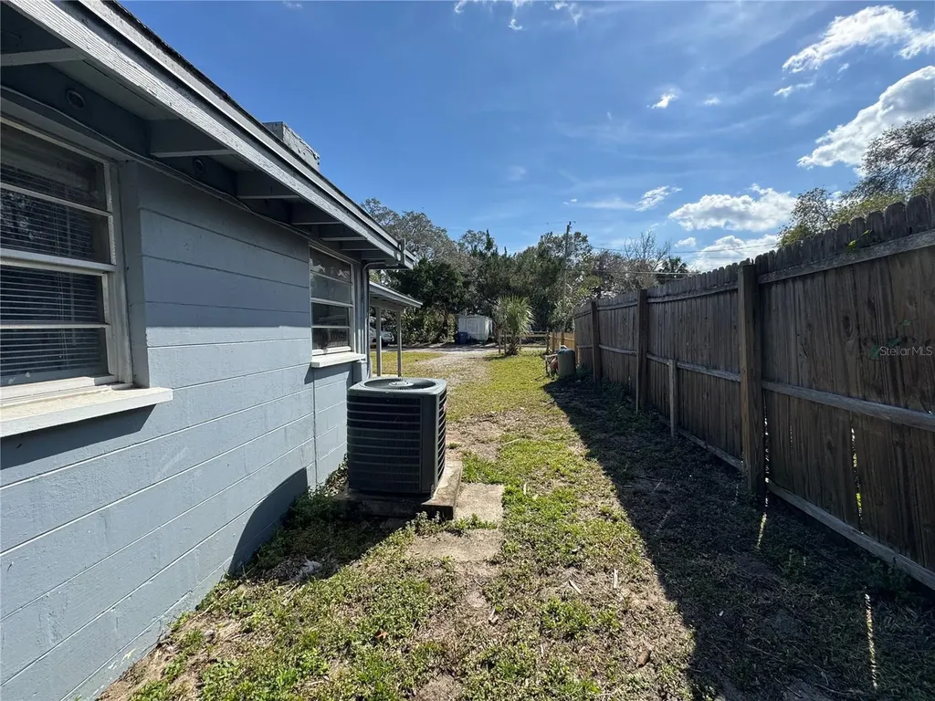 1224 10th Street Holly Hill FL 32117