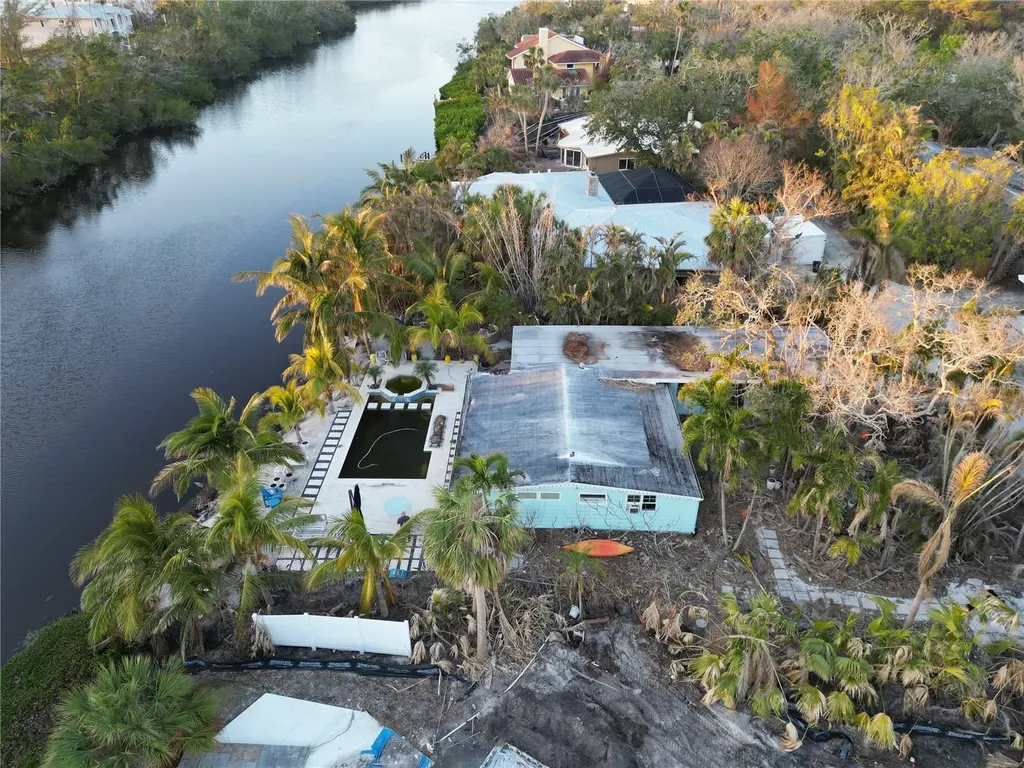 8534 Heron Lagoon Circle Sarasota FL 34242