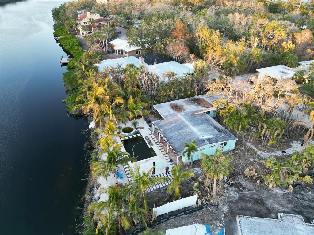 8534 Heron Lagoon Circle Sarasota FL 34242