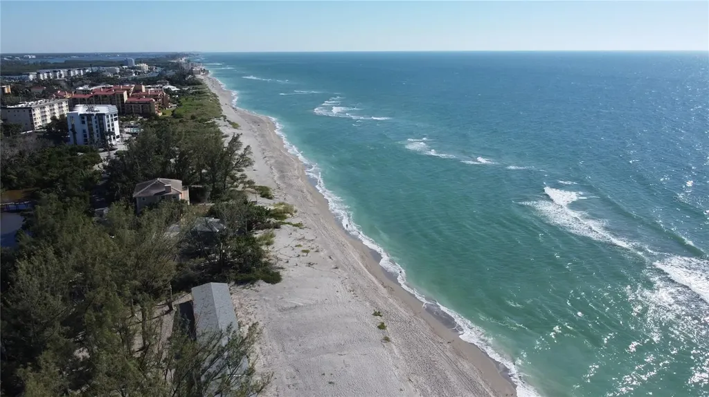8534 Heron Lagoon Circle Sarasota FL 34242