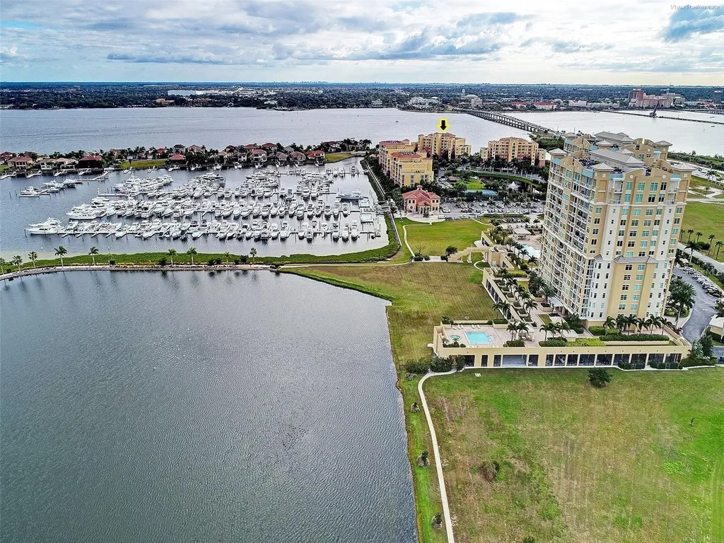 102 Riviera Dunes Way Palmetto FL 34221