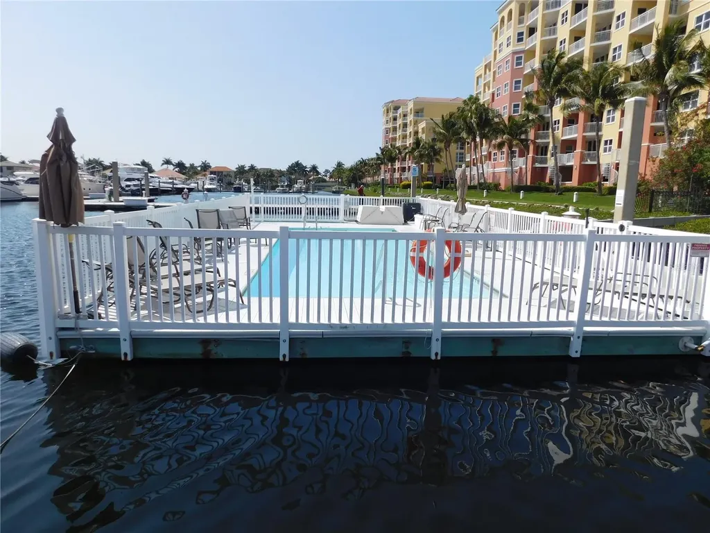 102 Riviera Dunes Way Palmetto FL 34221