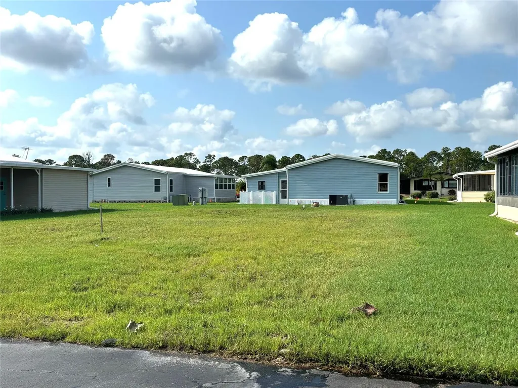705 Del Luna Drive North Port FL 34287