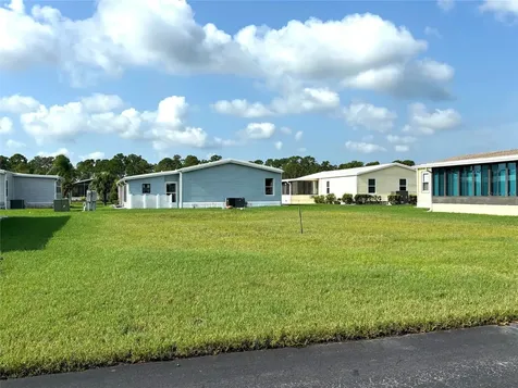 705 Del Luna Drive North Port FL 34287