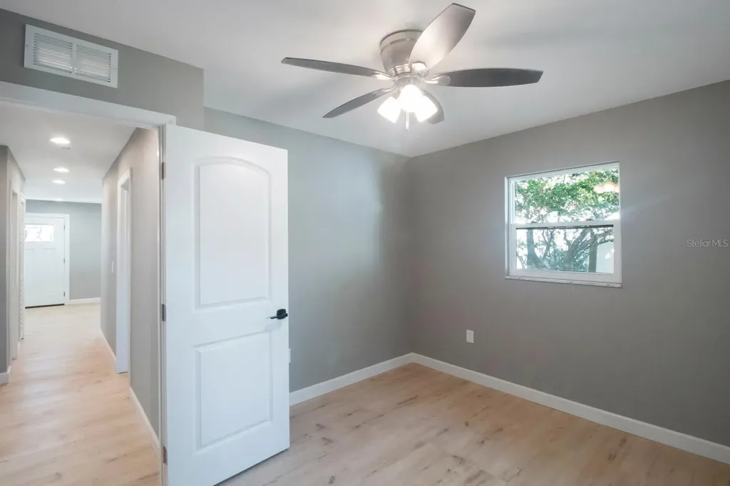 6318 S Renellie Court Tampa FL 33616