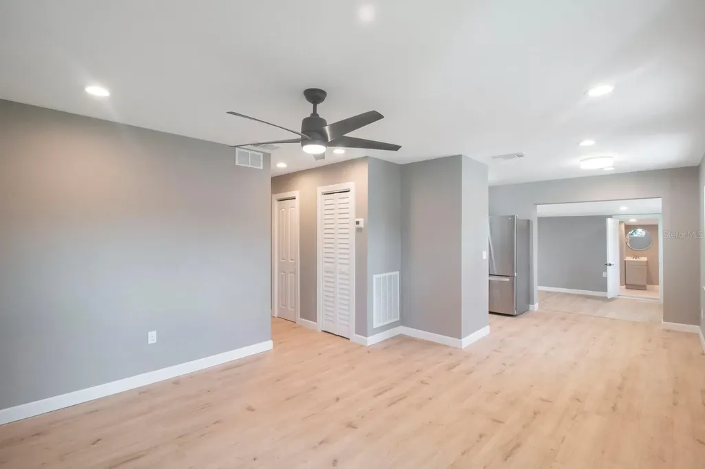 6318 S Renellie Court Tampa FL 33616