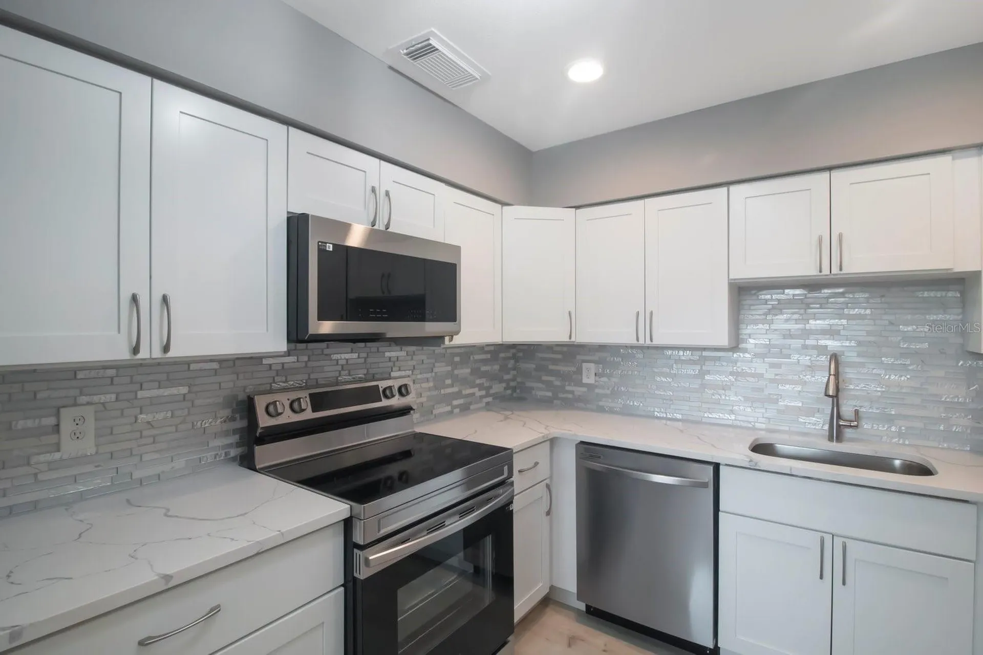 6318 S Renellie Court Tampa FL 33616