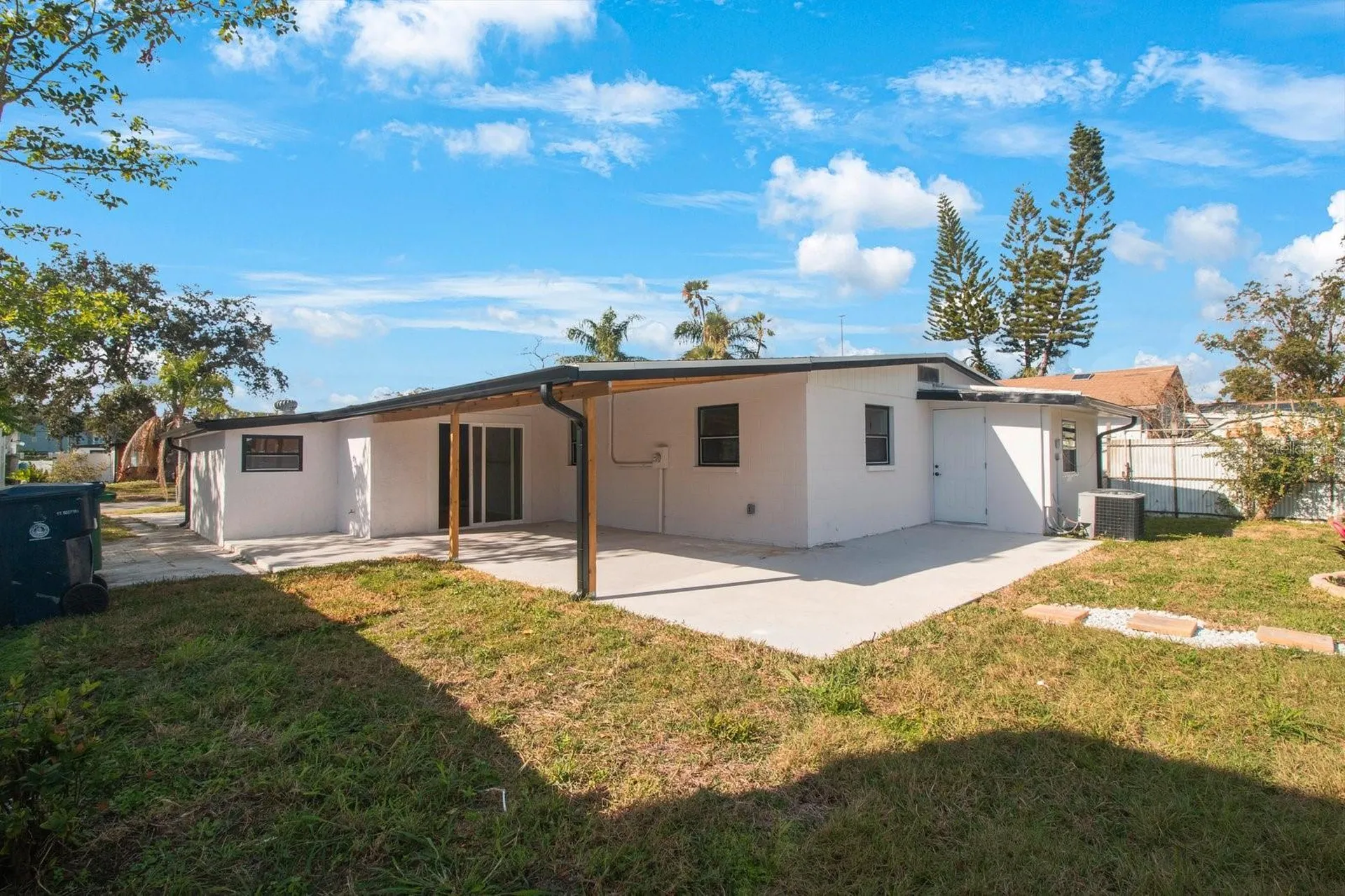 6318 S Renellie Court Tampa FL 33616