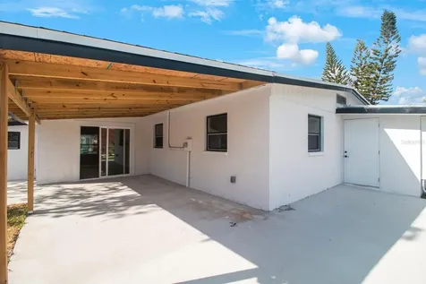 6318 S Renellie Court Tampa FL 33616