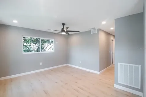 6318 S Renellie Court Tampa FL 33616