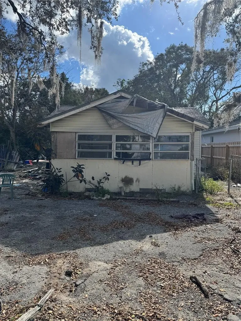 54 W 10th Street Apopka FL 32703