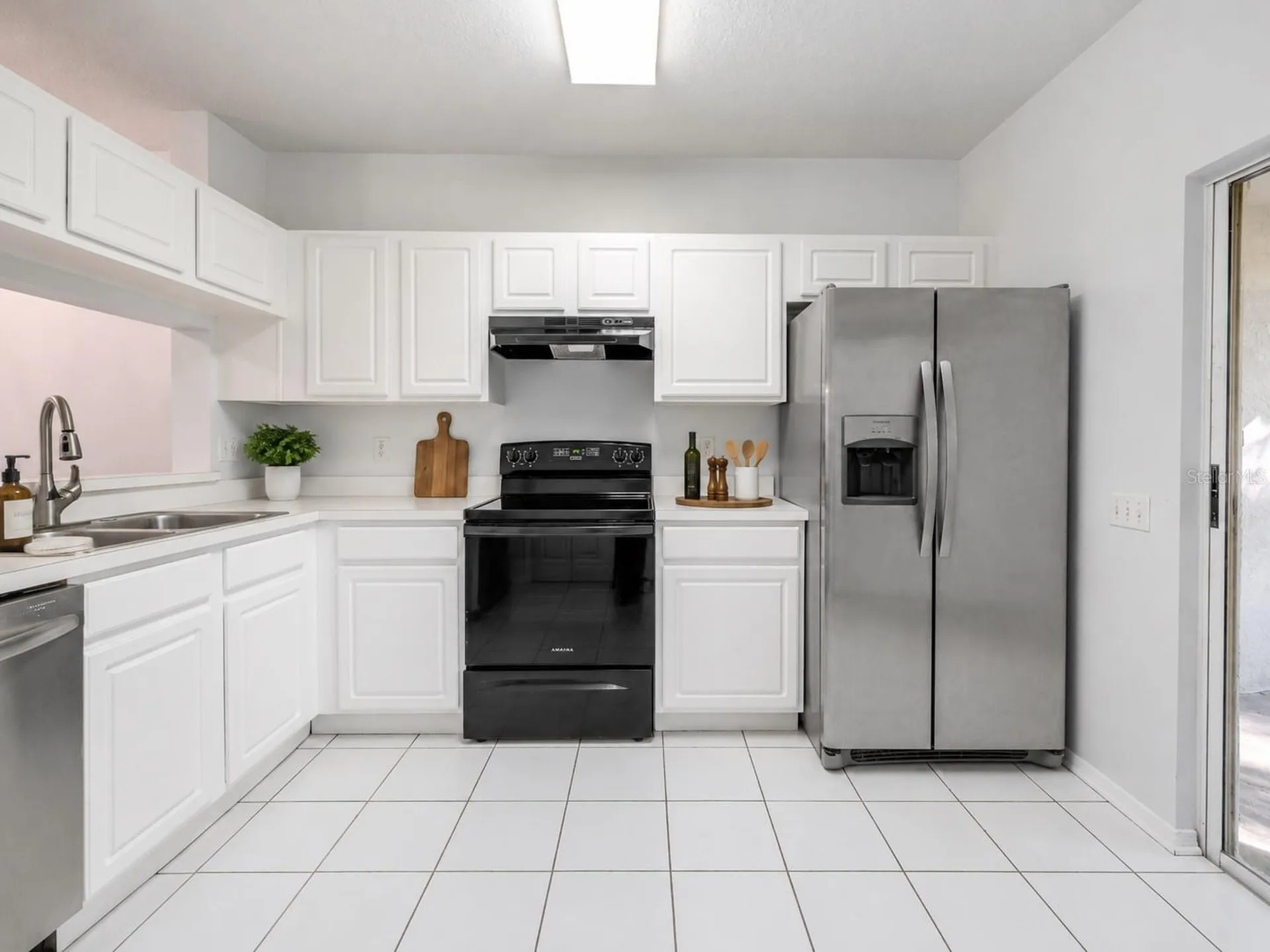 2432 Lake Woodberry Circle Brandon FL 33510