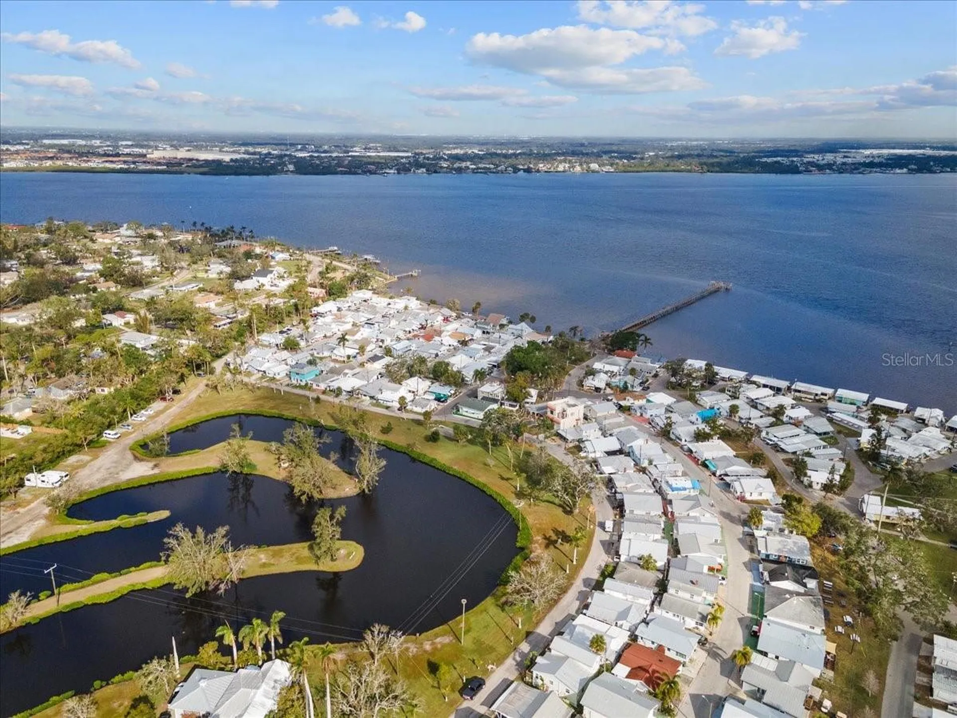 6 Seminole Drive Bradenton FL 34208