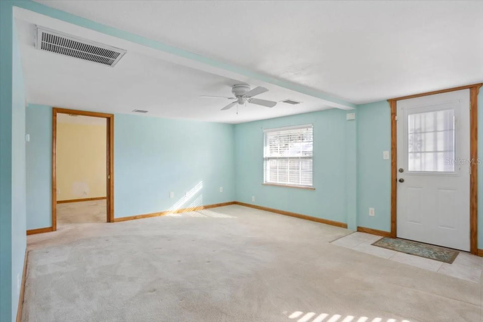 6 Seminole Drive Bradenton FL 34208