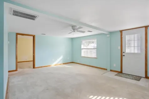 6 Seminole Drive Bradenton FL 34208