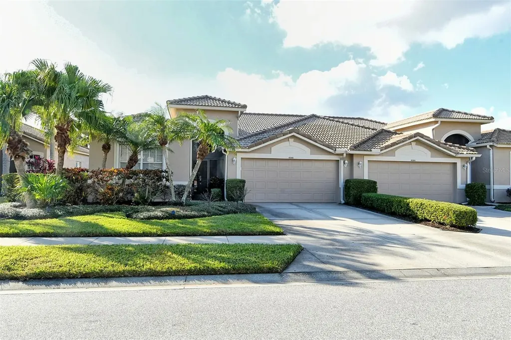 4566 Samoset Drive Sarasota FL 34241