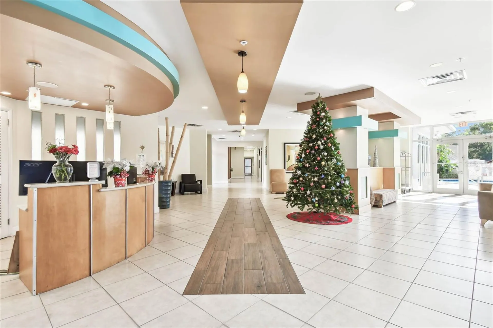 470 3rd Street S St Petersburg FL 33701