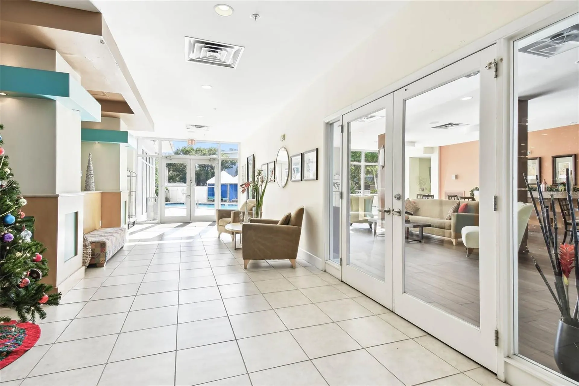 470 3rd Street S St Petersburg FL 33701