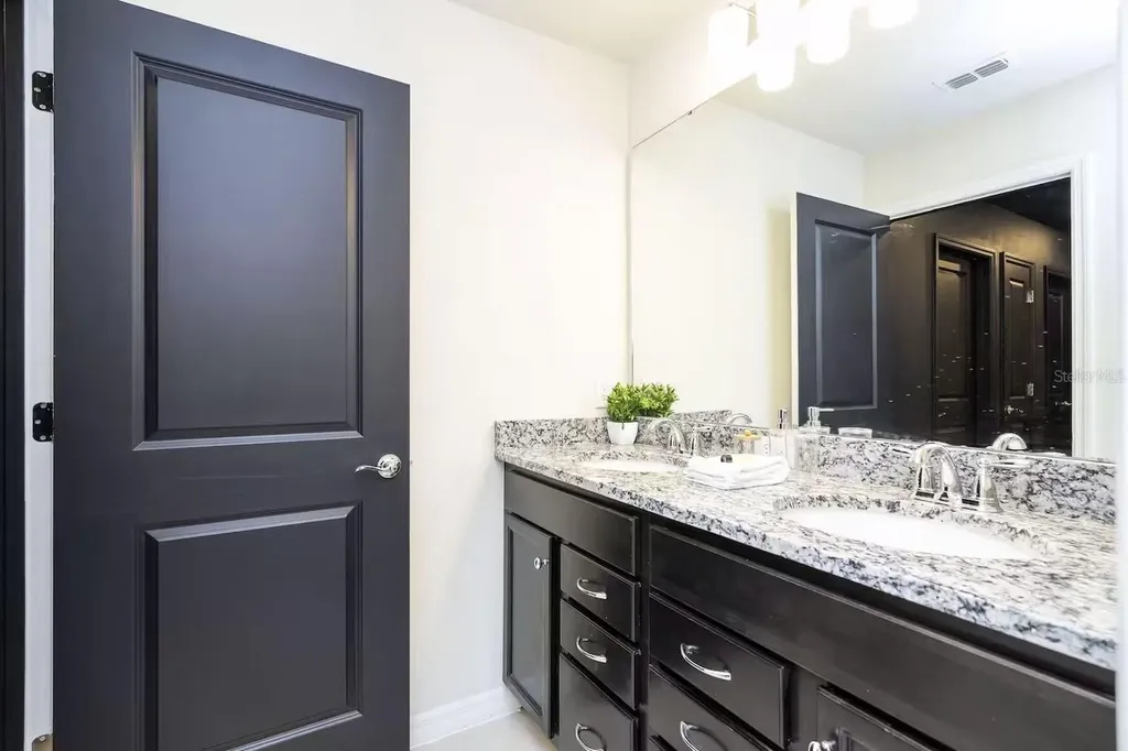 4294 Lana Avenue Davenport FL 33897