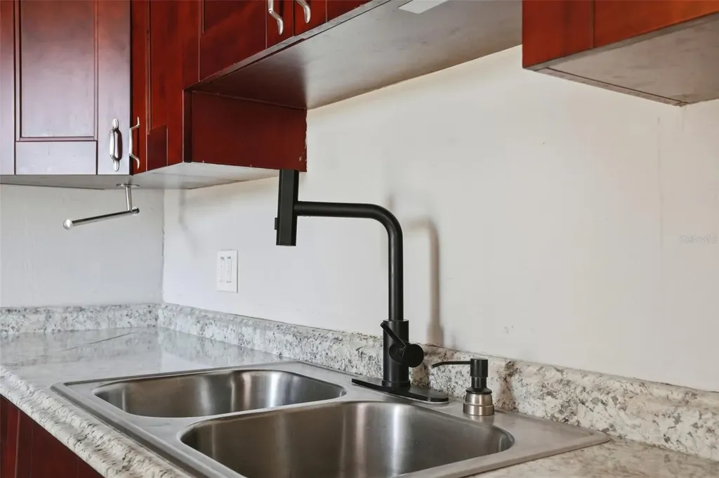 4734 15th Avenue S St Petersburg FL 33711