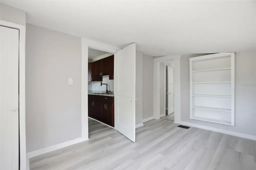 4734 15th Avenue S St Petersburg FL 33711